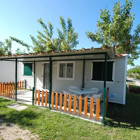 Σπίτι διακοπών Locazione Turistica Camping Classe Village.8 Lido di Dante