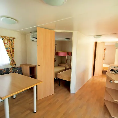 Locazione Turistica Camping Classe Village.8 Лидо ди Данте